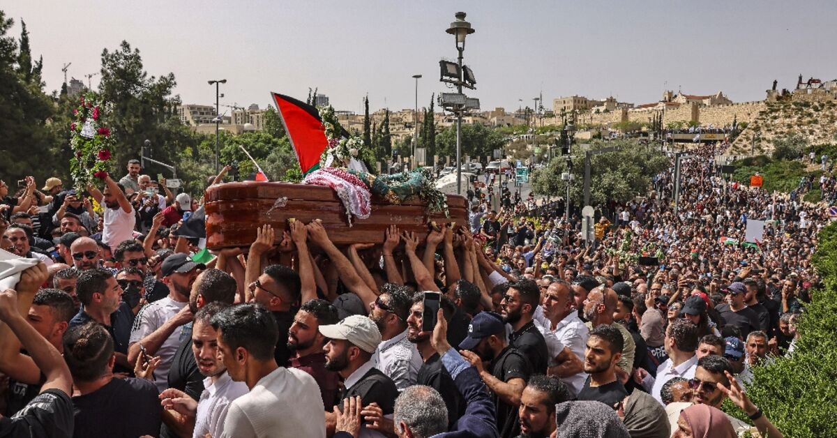 Violence clouds Jerusalem funeral of Al Jazeera journalist - Vimarsana News