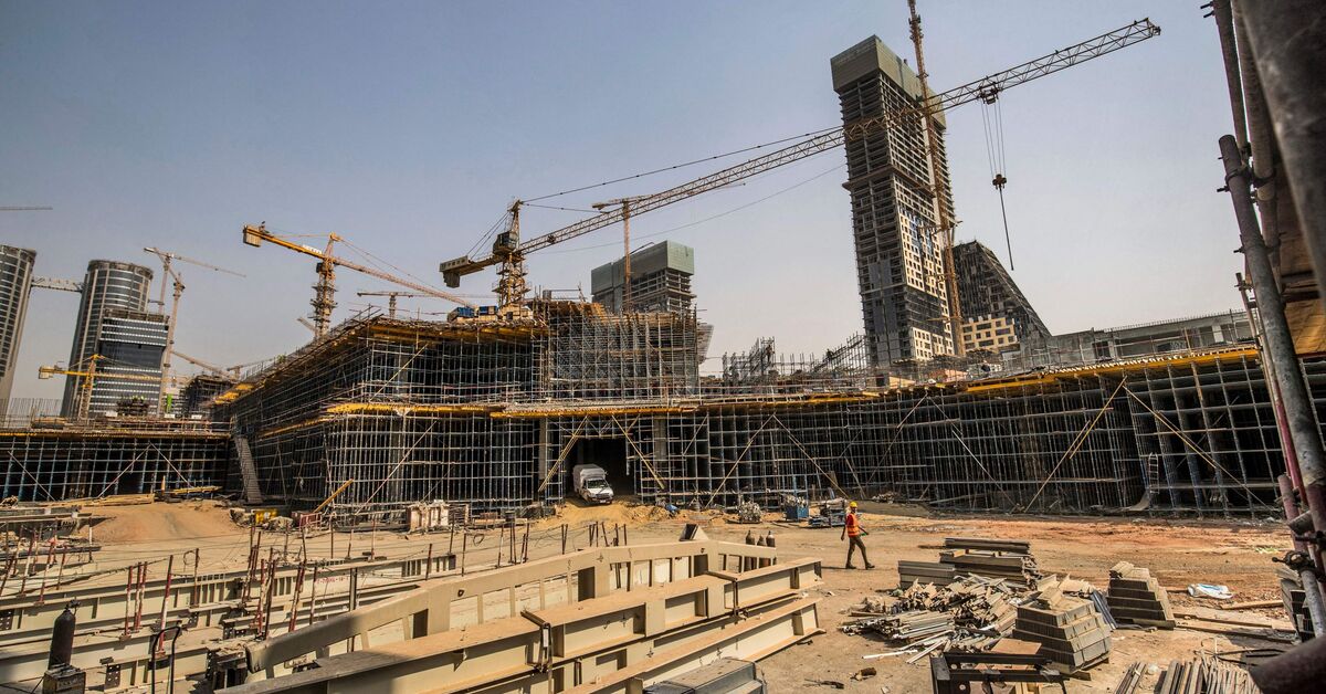 Pro-government voices call for cancellation of Egyptian megaprojects - Vimarsana News