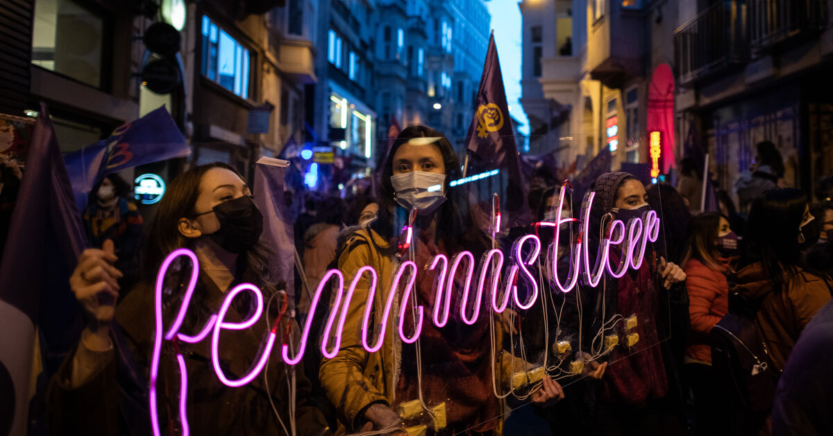 Turkish women's groups rally behind anti-femicide platform - Al-Monitor: The Pulse of the Middle East - Vimarsana News
