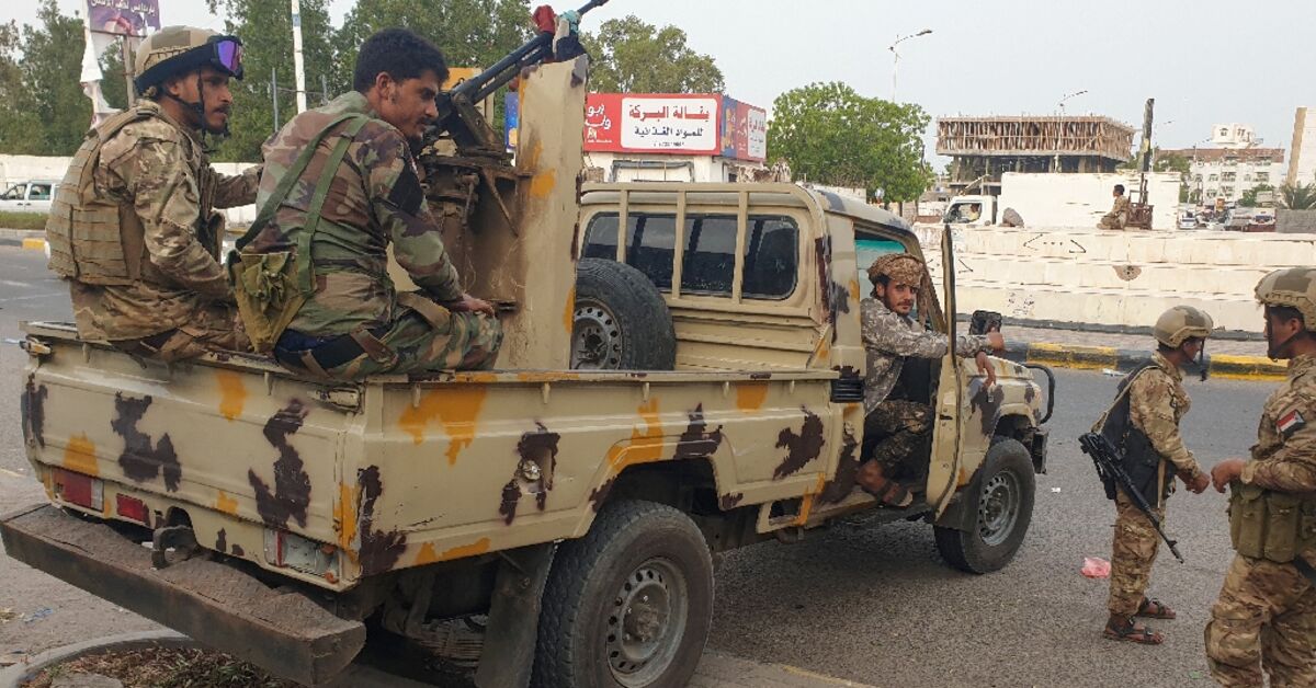 7 killed in car bomb in Yemen's Aden - Vimarsana News