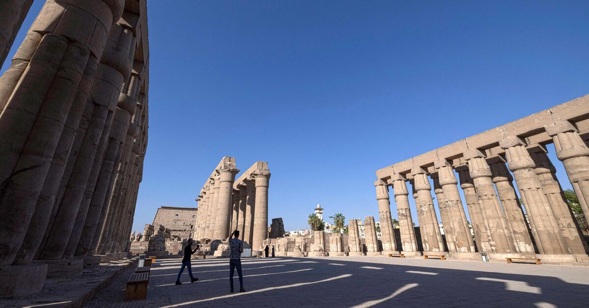 Egyptian mission uncovers inscriptions in Temple of Esna - Vimarsana News