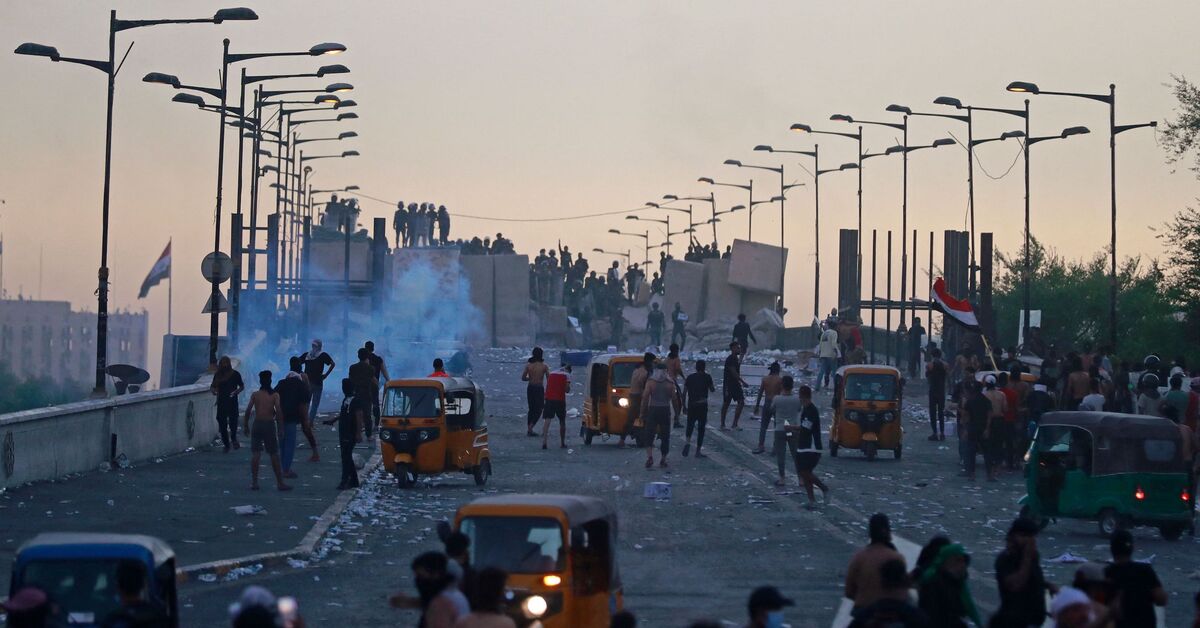 Clashes rock Baghdad's Green Zone as Iraqi parliament re-elects speaker - Vimarsana News