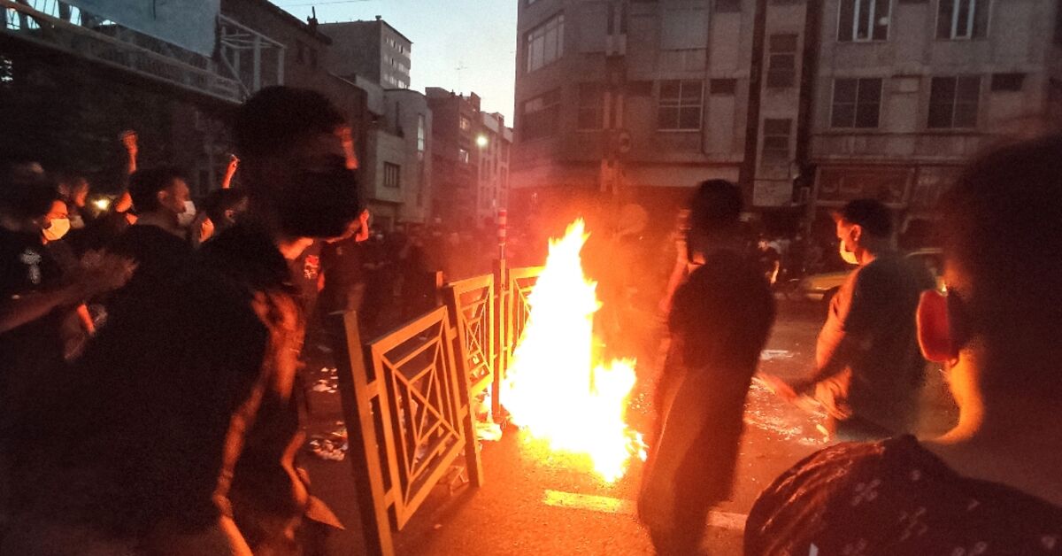 Iran issues new death sentences as protests enter third month - Vimarsana News