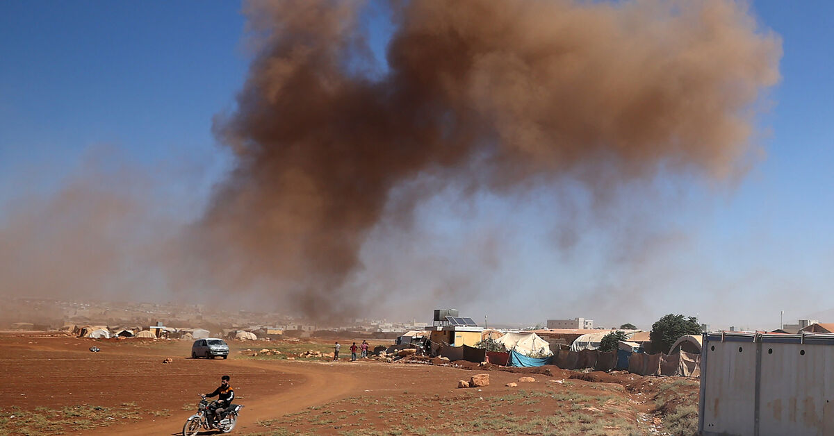 Russian warplanes bomb FSA camp in Syria's Idlib - Vimarsana News