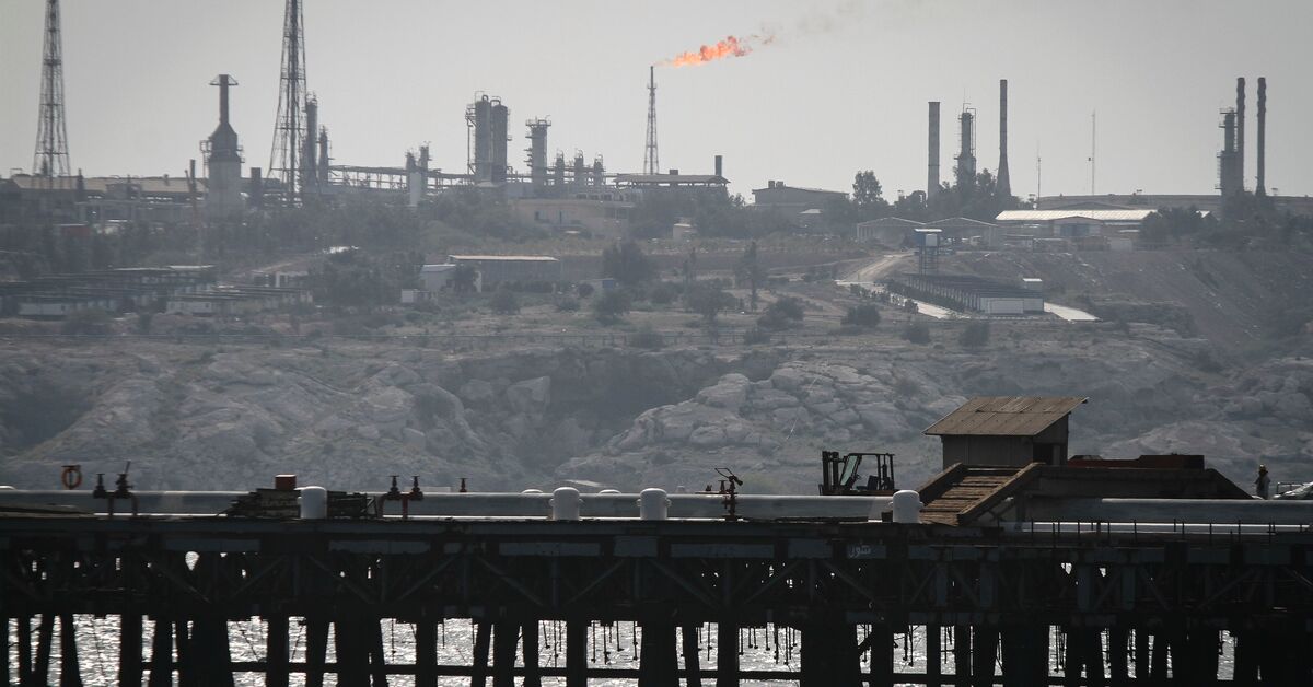 US sanctions firms in China, UAE over Iranian oil sales - AL-MONITOR ...