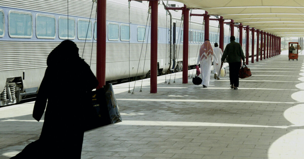 سيزداد تطوير السكك الحديدية في جميع أنحاء دول مجلس التعاون الخليجي ، حيث تتصدر المملكة العربية السعودية والإمارات العربية المتحدة القيادة