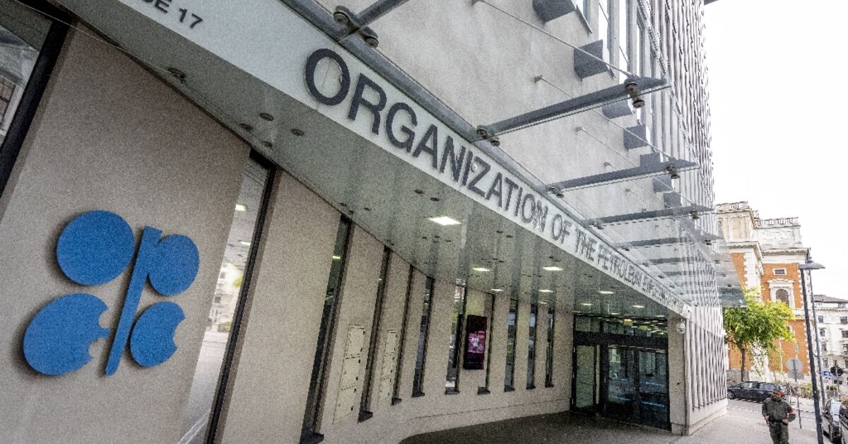 OPEC+ to keep output unchanged in uncertain climate - AL-MONITOR: The ...