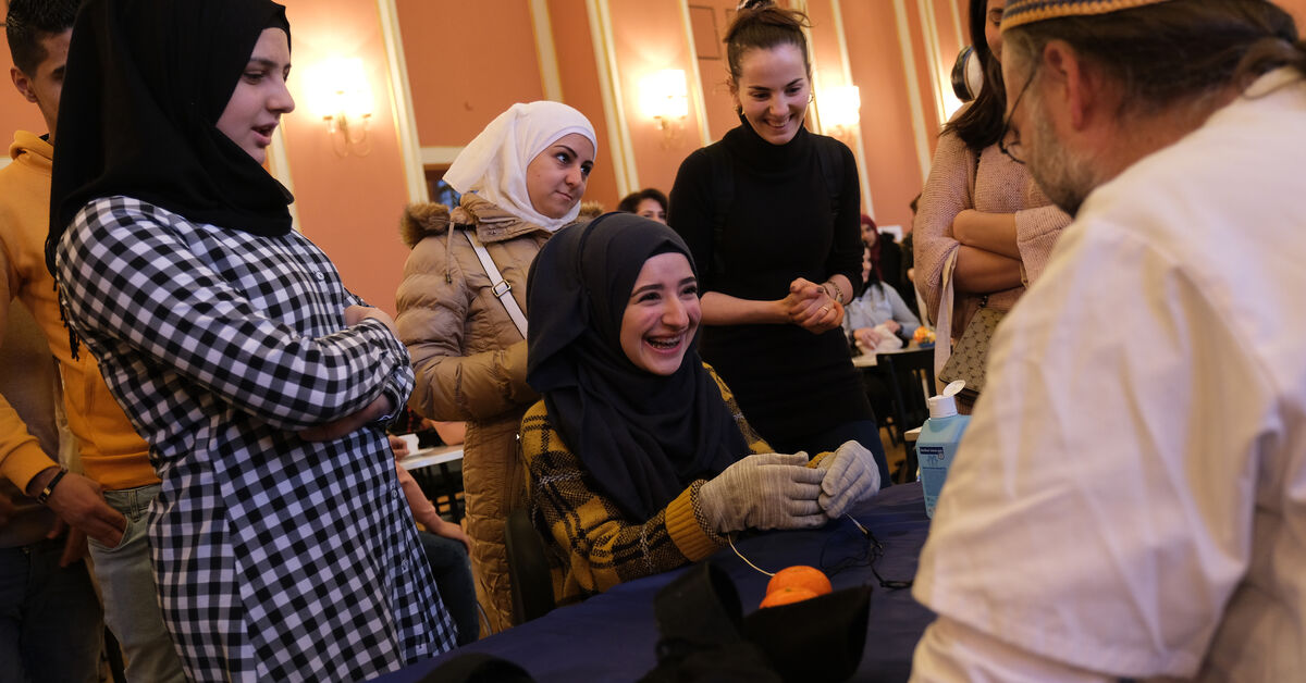'I do...I'm done': Divorce spikes among Syrian refugee women in Germany - Vimarsana News