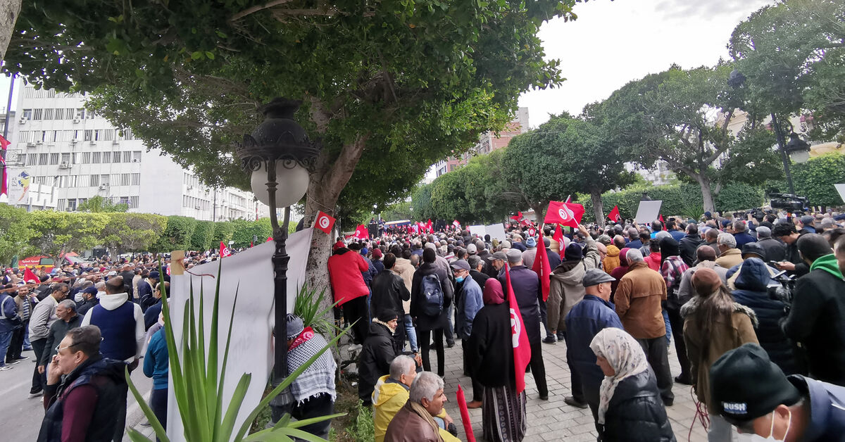 Protests erupt in Tunisia ahead of elections this week - Vimarsana News