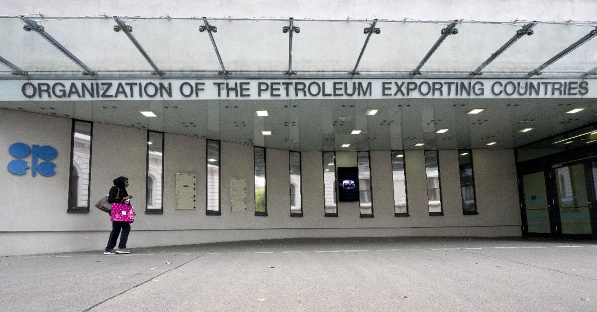 OPEC set to stick or cut more amid plan to cap Russian oil price - AL ...