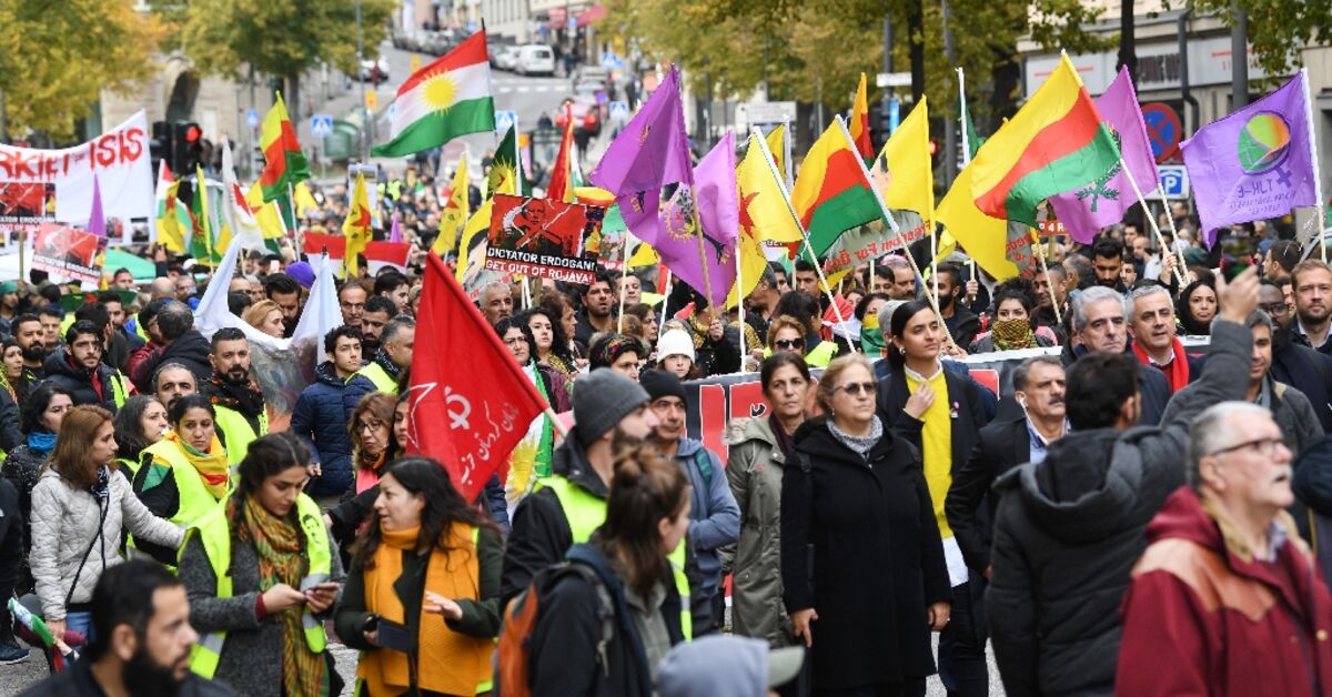 İsveç’in NATO üyelik hedefi Türkiye ile sık sık anlaşmazlıklarla karşılaşıyor