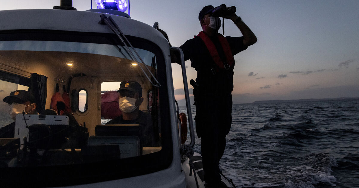 Ukrayna’ya giden bir geminin Türkiye açıklarında batması sonucu 3 Suriyeli öldü, 3’ü kayıp.