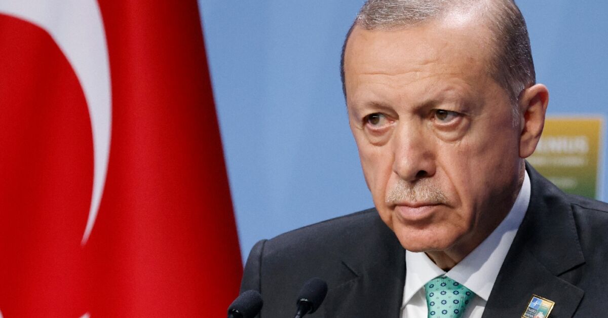 Turkey's Erdogan begins Gulf tour with trip to Saudi