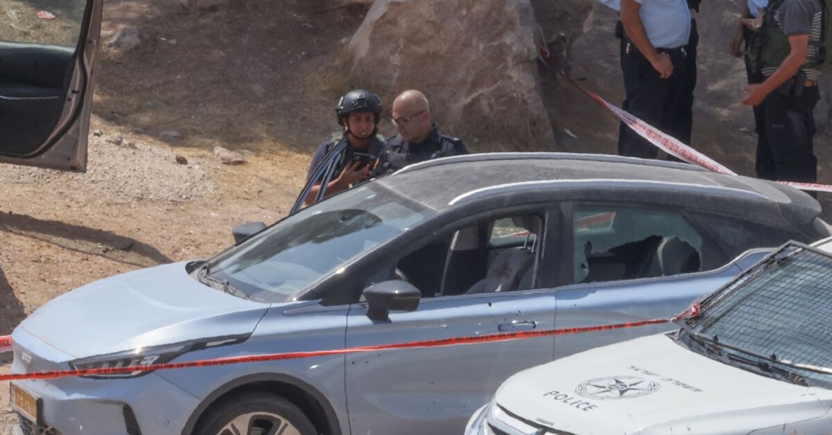 Israeli settler shot dead in West Bank attack - AL-MONITOR: The Middle ...
