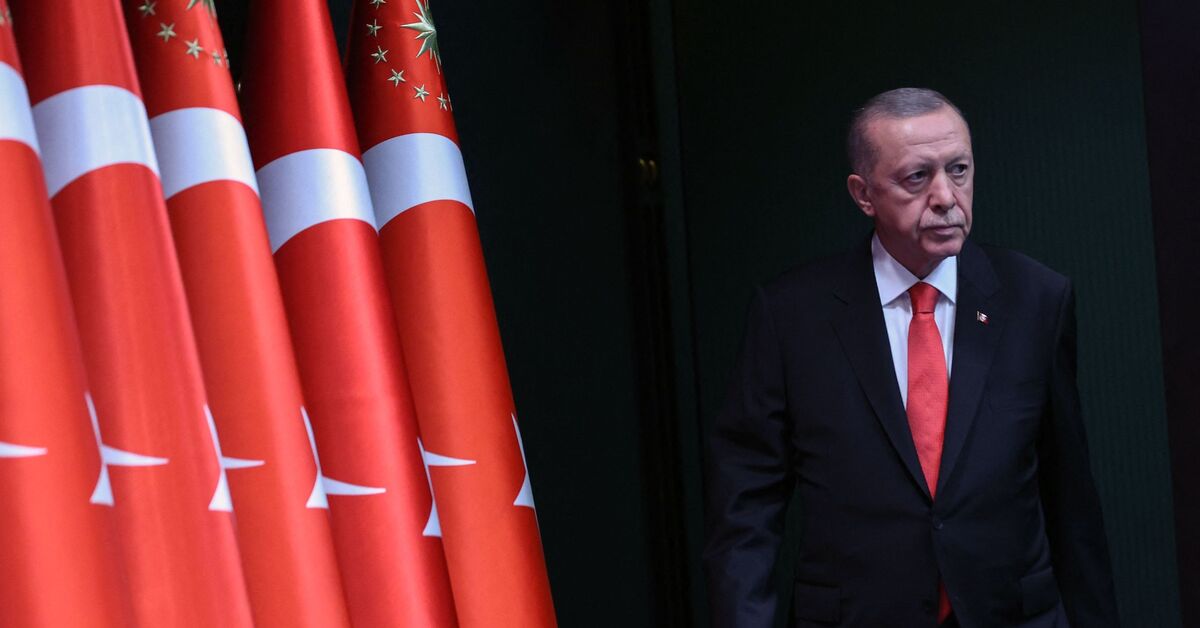 Türkiye, bankaların hasarı saymasıyla lirayı koruma planına son veriyor