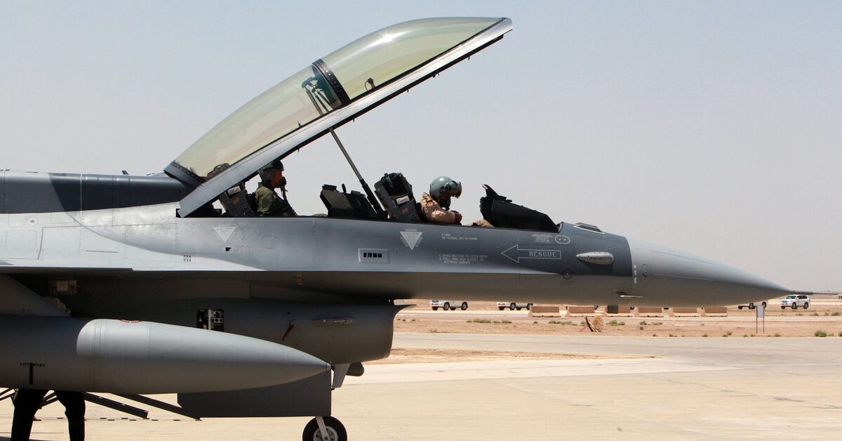 Iraq strikes Islamic State hideouts - Vimarsana News