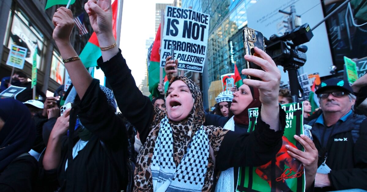 Protesters in New York call for a 'free Palestine' - AL-Monitor: The