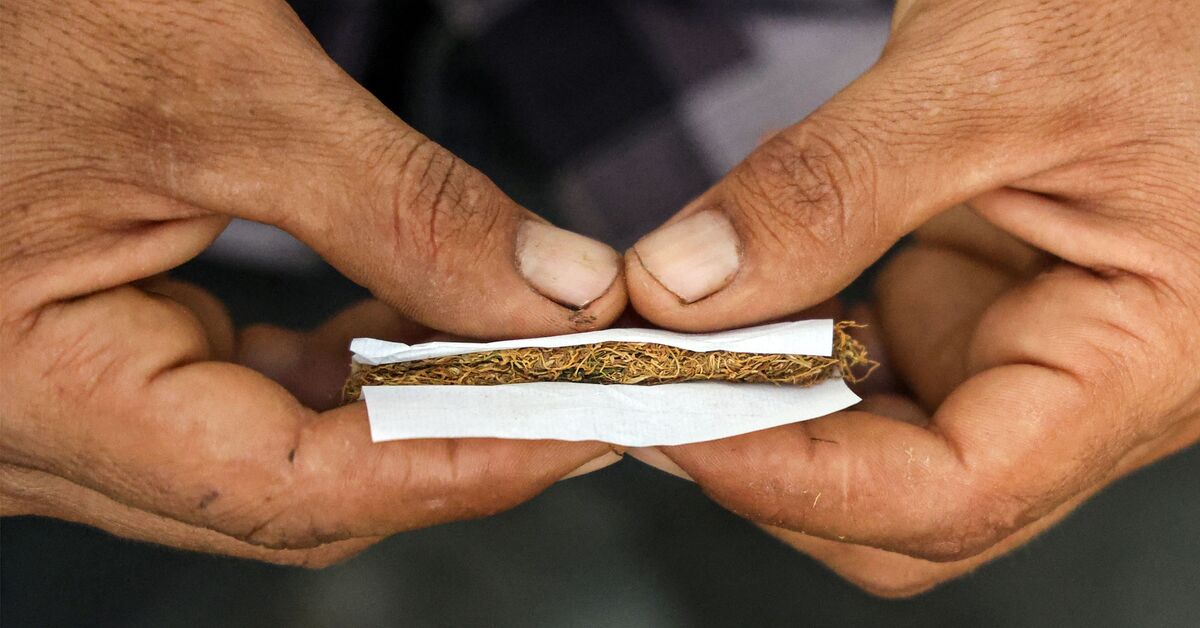 Egypt pushes privatization, sells tobacco company stake to UAE buyer - Vimarsana News