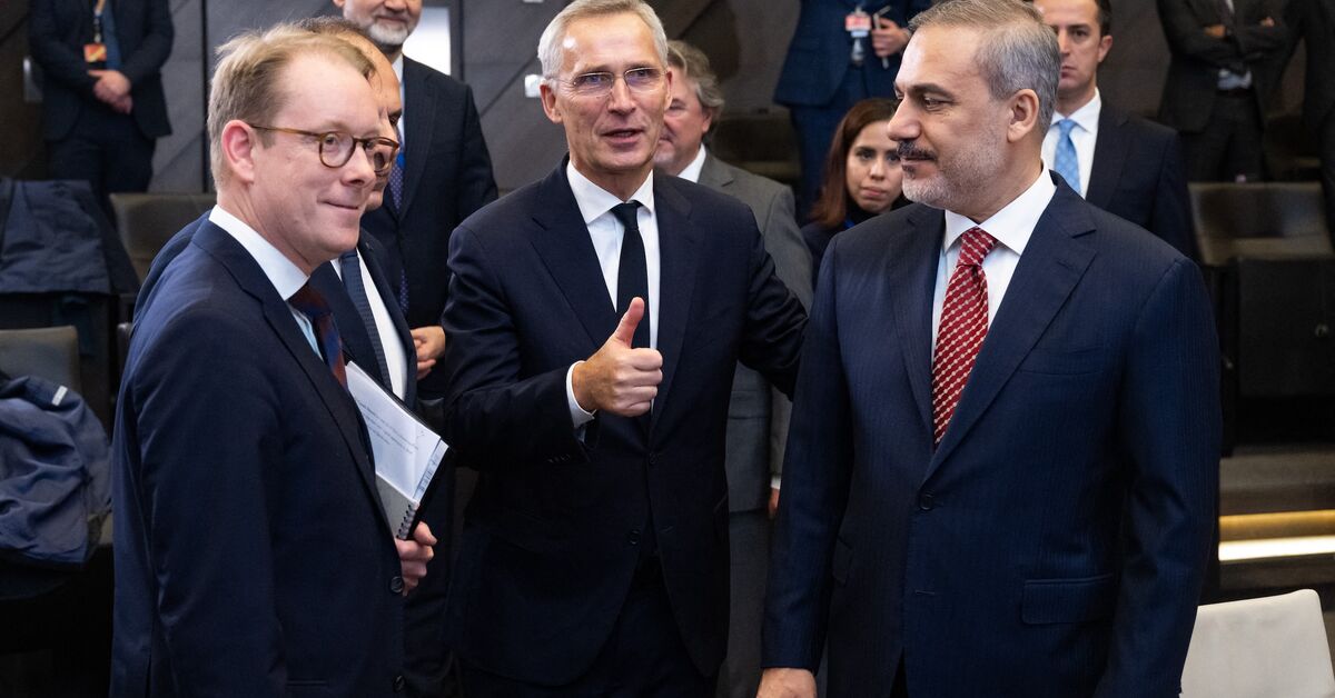 Why Turkey is still dragging its feet on Sweden's NATO accession - Vimarsana News