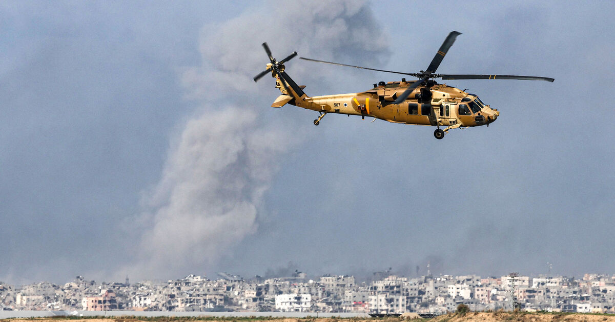 Live Updates: Israel pushes deeper into southern Gaza, US Navy shoots down Houthi drone - Vimarsana News