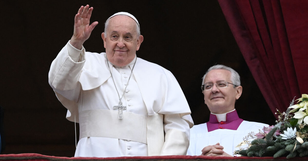 Live Updates: Pope focuses on Israel-Hamas war in Christmas message - Vimarsana News