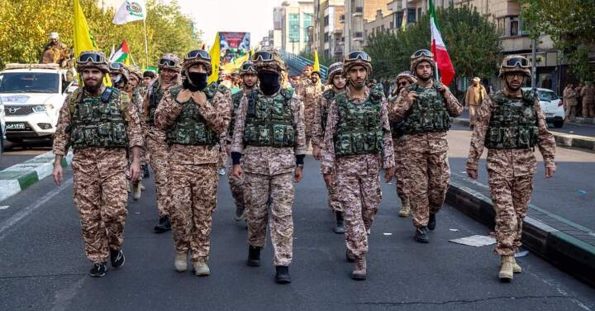 Iran holds military drill near Iraqi border to counter ISIS infiltration - Vimarsana News