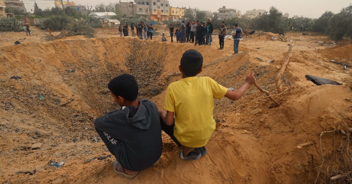 Gazans search for remains after deadly Rafah strike - AL-MONITOR: The ...