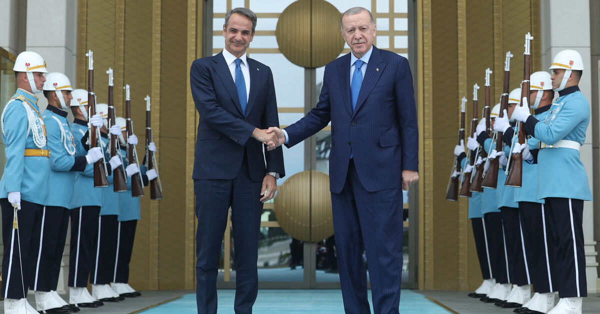 Miçotakis'in ziyareti sonrasında üç büyük anlaşmazlık Türkiye-Yunanistan ilişkilerini sekteye uğrattı