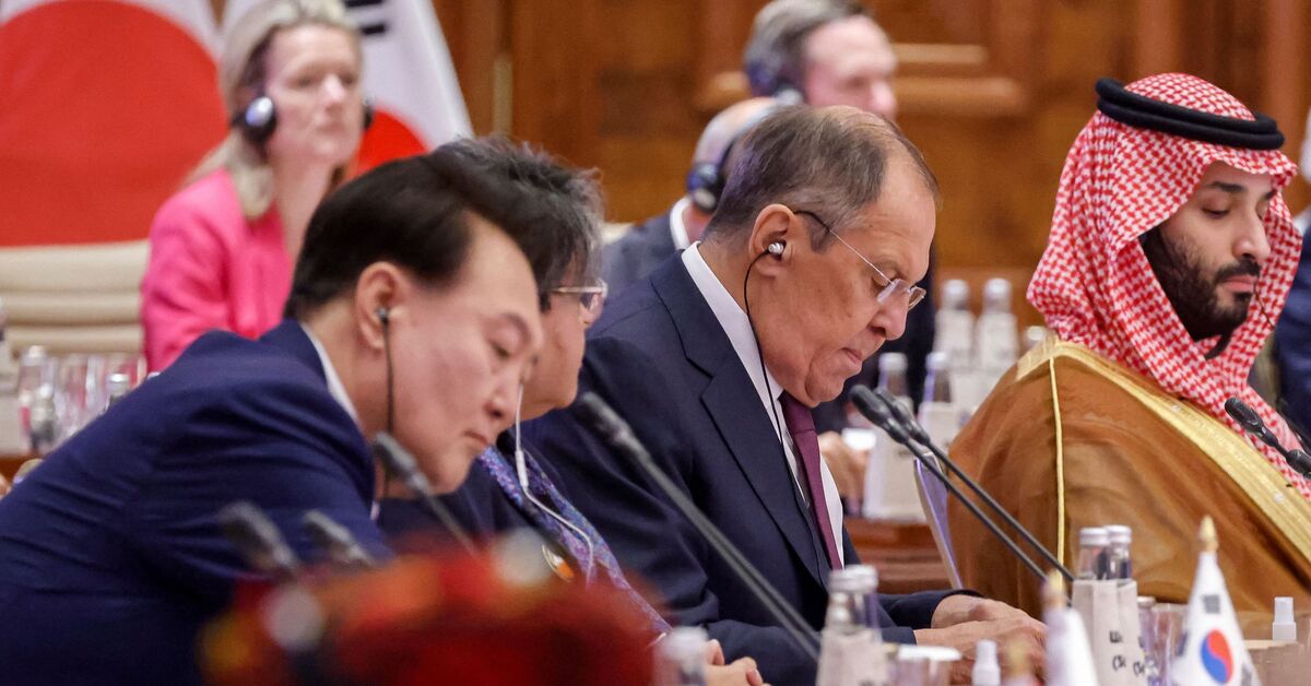 Saudi crown prince meets Russia's Lavrov at GCC meetings in Riyadh - AL ...