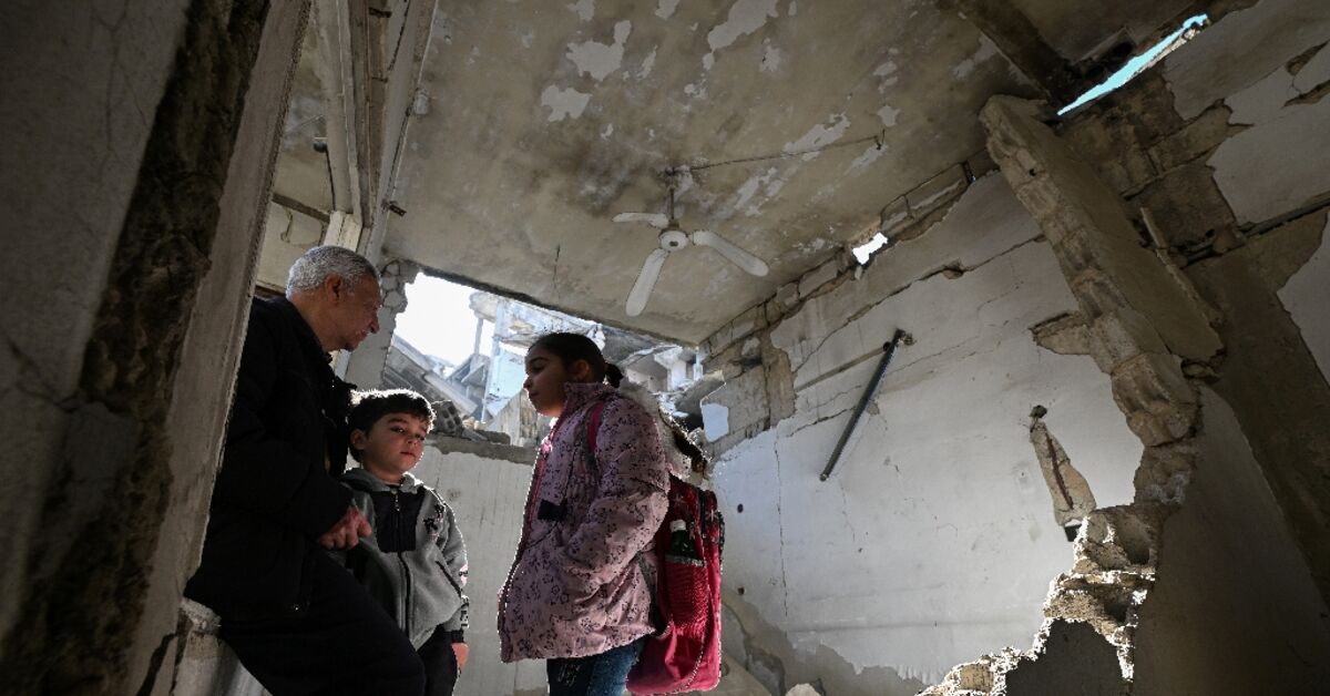 Syrians return to homes devastated by war - AL-MONITOR: The Middle ...