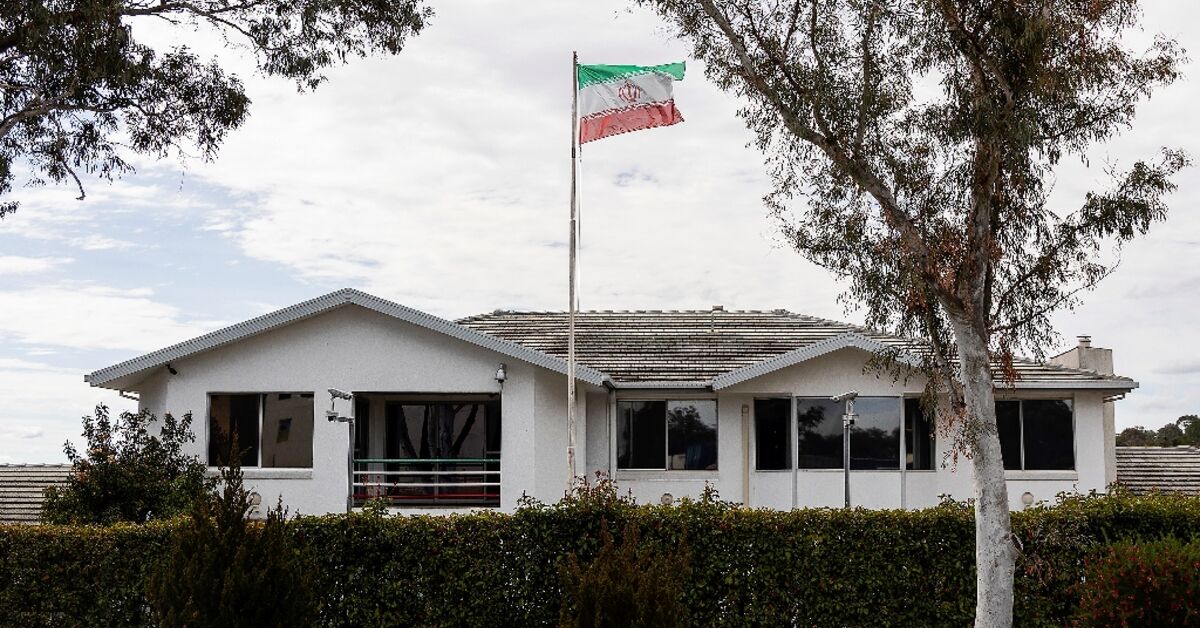Australia expels Iran ambassador over antisemitic attacks