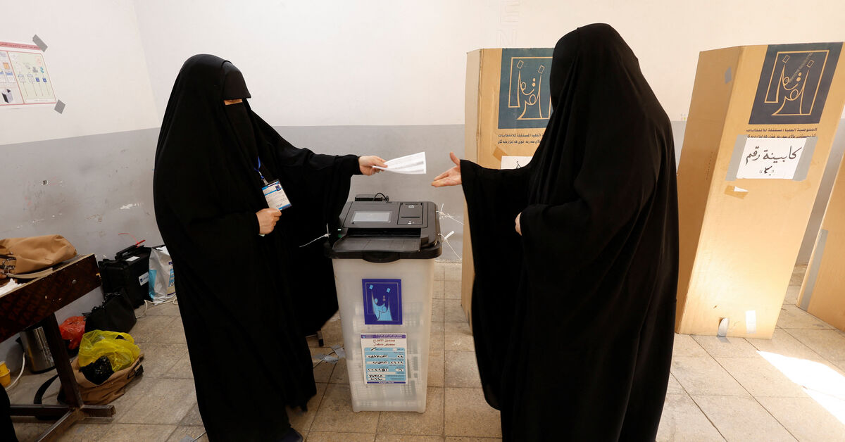 Iraqis vote in election they expect to bring little reform - AL-MONITOR ...