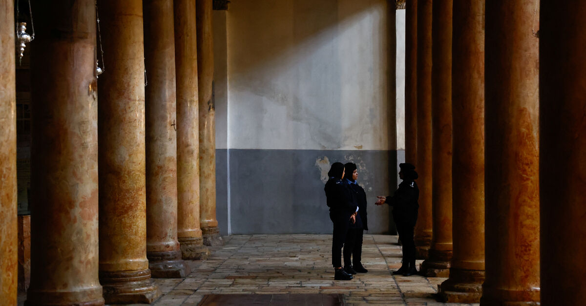 EU considers training 3,000 Palestinian police officers from Gaza