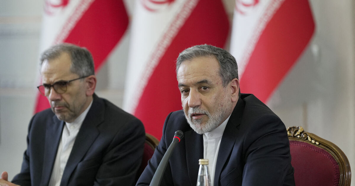 Iran Says Strait of Hormuz Management Belongs to Iran and Oman