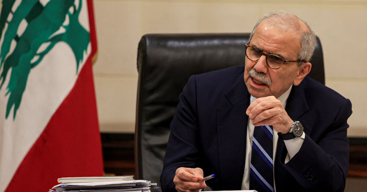 Lebanese PM urges swift approval of law aimed at paying back depositors