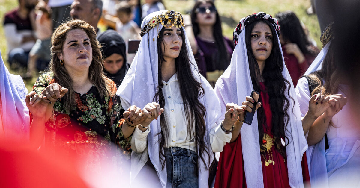 Syria’s Kurdish artists defy ISIS mentality through music, dance