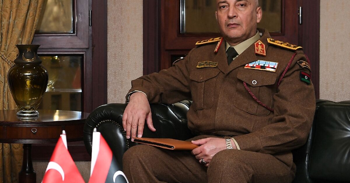 Libyens oberster Militärchef stirbt bei Flugzeugabsturz in der Türkei