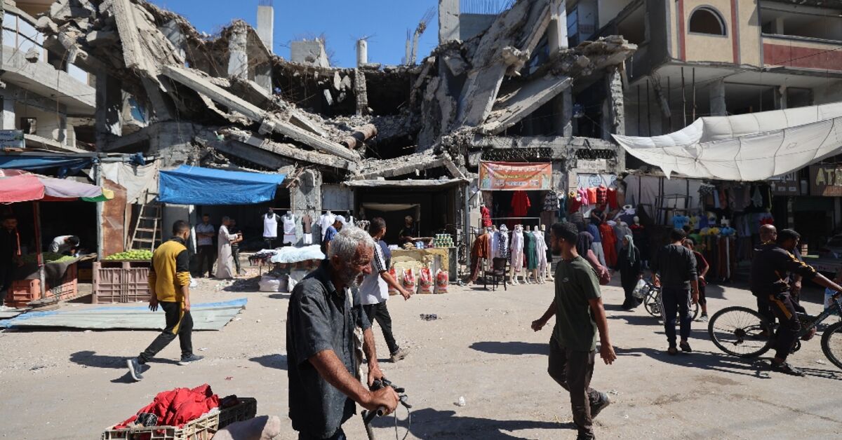 What should happen next under the Gaza peace plan?