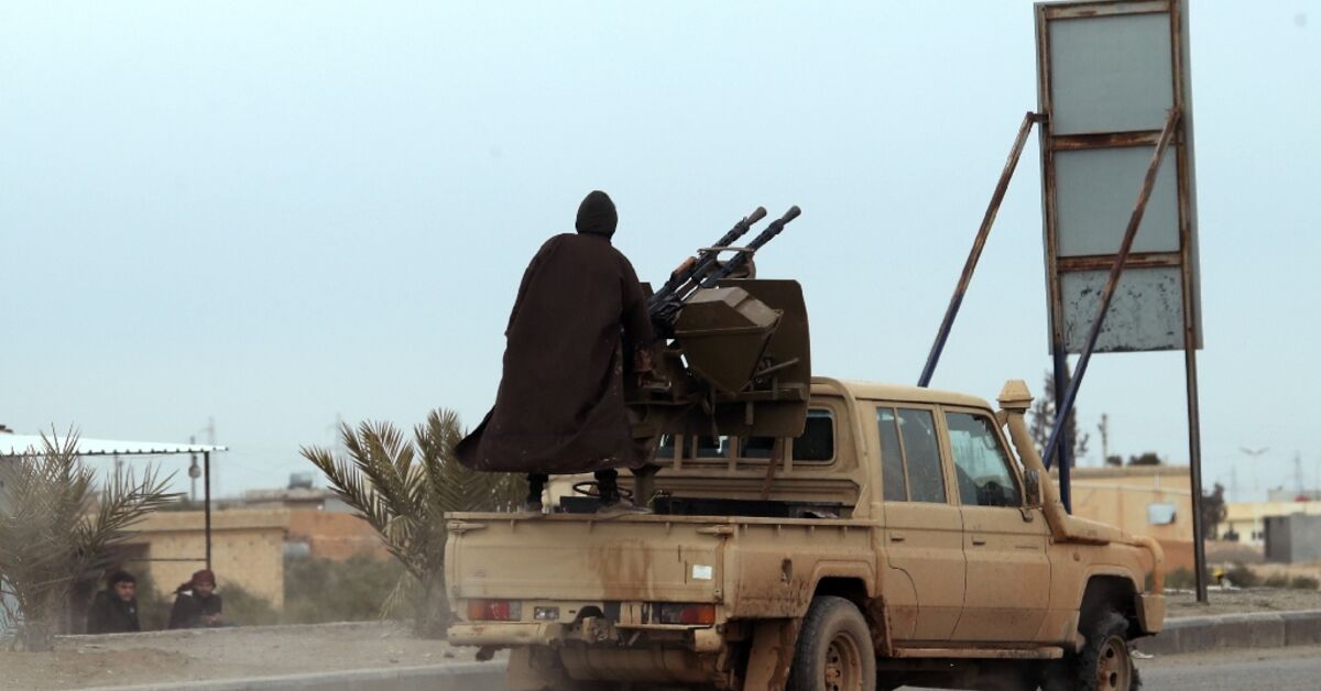 Syrian army extends hold over north Syria, Kurds report clashes