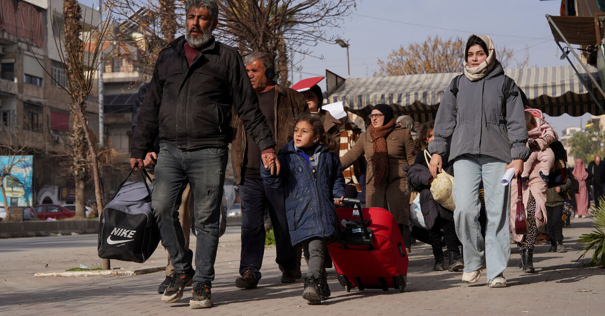 Syrian government and SDF trade blame as violence resumes in Aleppo