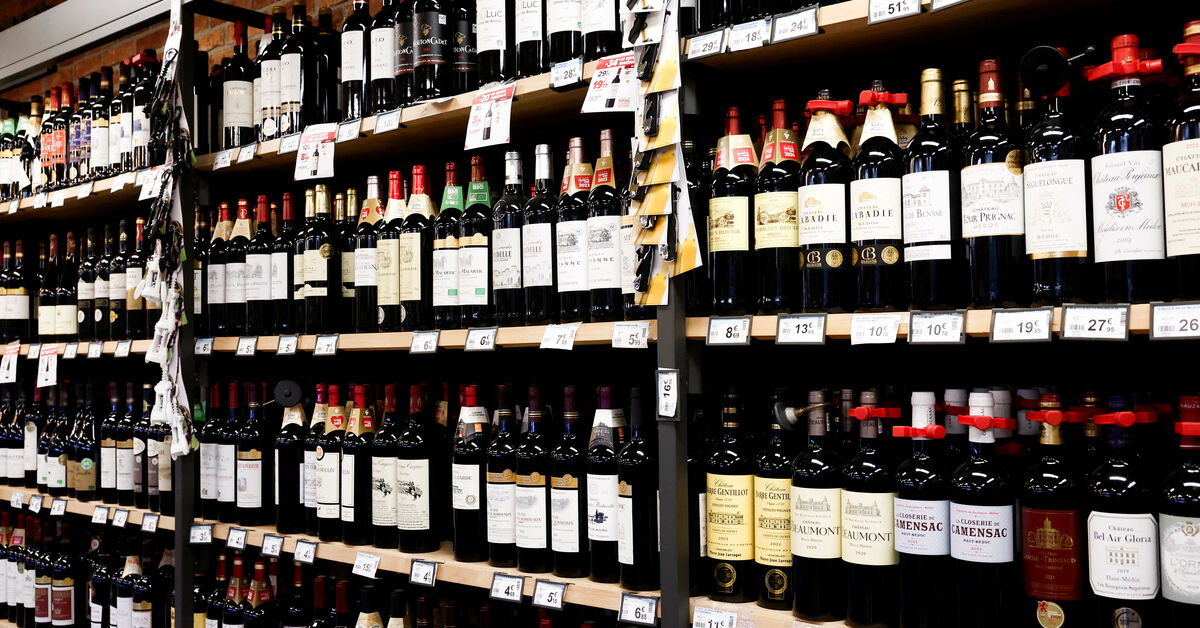 Trump threatens 200% tariffs on French wines to get Macron on Board of ...