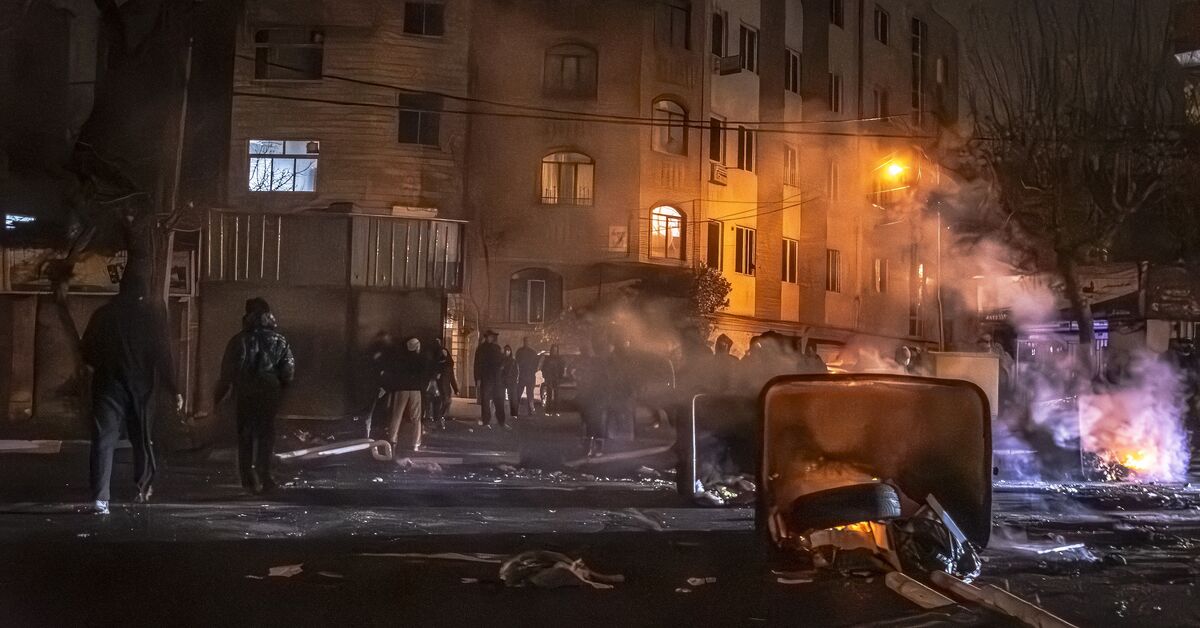 Trump verspricht iranischen Demonstranten Hilfe, während Israel Angriffe ...