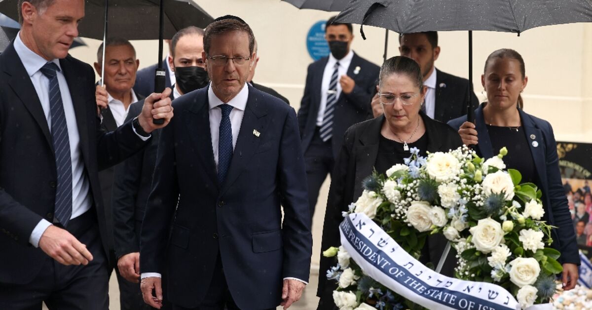 Israeli president says 'we will overcome evil' at Bondi Beach
