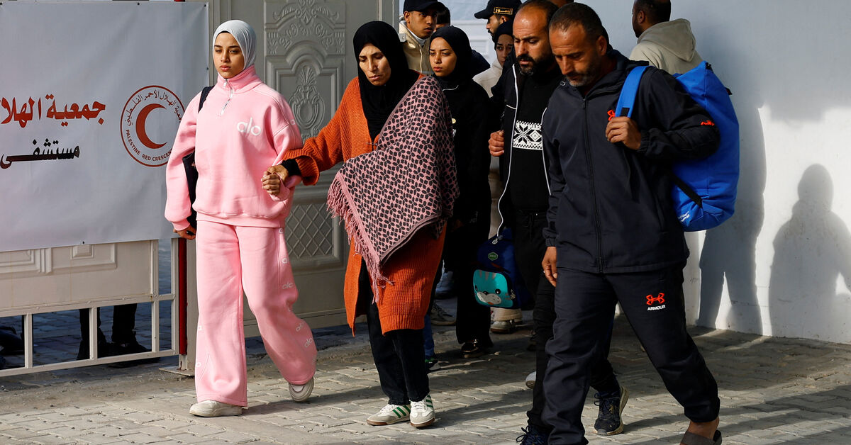 Israeli strikes kill 18 in Gaza, patient crossings at Rafah halted, Palestinian officials say