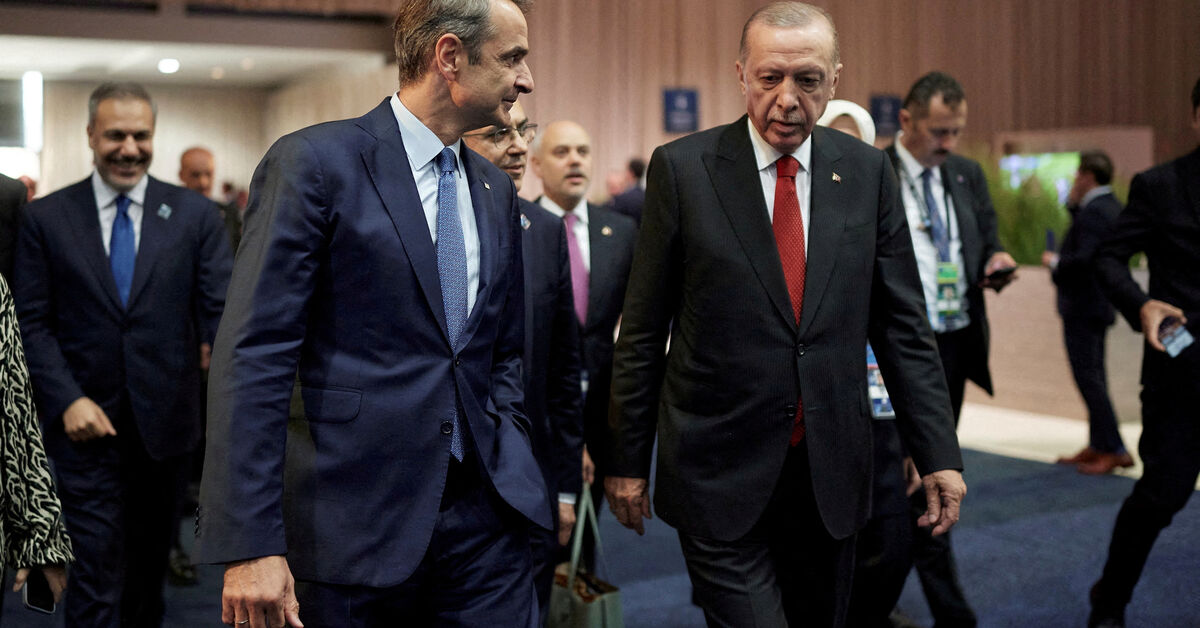 Turkish and Greek leaders set for talks on migration, maritime borders