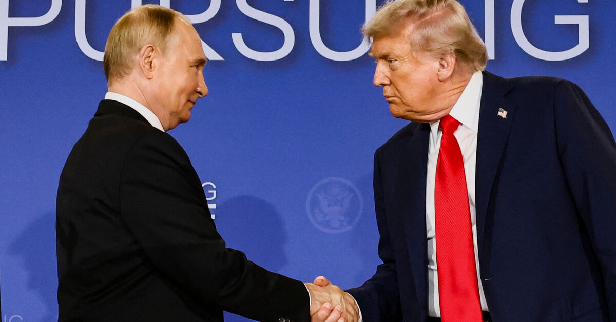 Kremlin: Putin, in a phone call with Trump, shares proposals to end ...