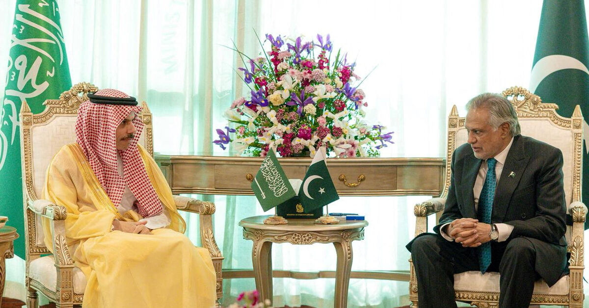 Pakistan hosts regional powers for Iran talks with focus on Hormuz proposals