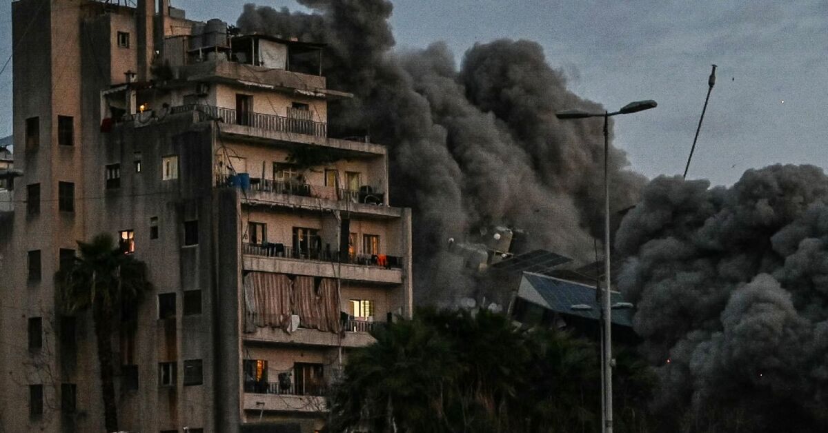 Israel conducts wave of strikes on Beirut, knocks out southern bridges ...