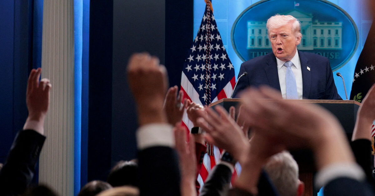 Trump Imposes 50% Secondary Tariffs on Nations Supplying Iran with Weapons