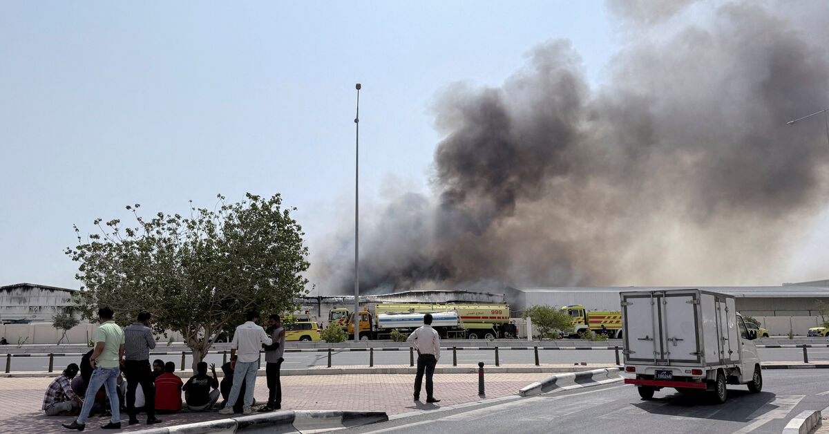 Analysis-Gulf worries US-Iran talks may cement Tehran's 'golden' grip on Hormuz